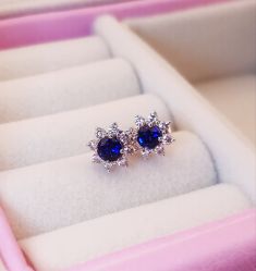 -威德钻石-克拉钻大本营(南京东路店)