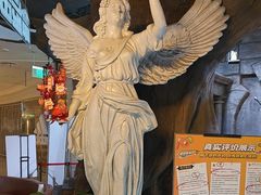 -暴风岛沉浸式体验馆(百联世纪店)