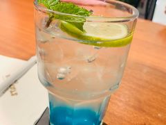 椰风蓝柑青柠苏打-StayReal Cafe(长宁来福士广场东八区店)