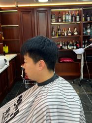 -绅仕門男士理发馆