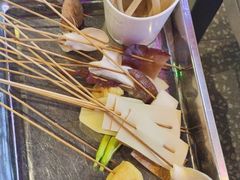 -钢管厂五区小郡肝串串香(蜀都万达店)
