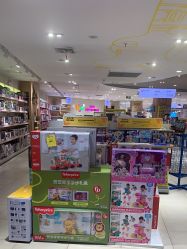 -孩子王(静安大融城店)