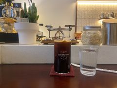 -Café Monson