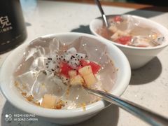 -江渔儿酸菜鱼·拔草餐厅(虎门君乐汇店)