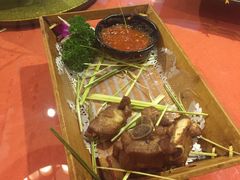 -香巴拉云南餐厅(华莱坞店)