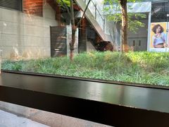 -星巴克(上海虹桥新天地二店)