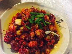 -巴厘龙虾·榜首油焖大虾(音乐学院·沿江酒馆店)