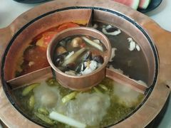 -滇釜火锅·能喝汤的火锅(车公庄店)
