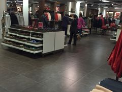 -巴宝莉工厂店/折扣店(工厂店)