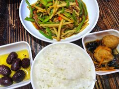 青椒肉丝午市定食-平成屋·午肴夜酒(四川北路店)