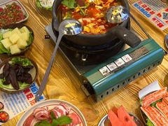 -黔二妞地摊火锅(龙华清湖店)