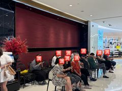 -雍容荟帝王蟹活龙虾展台自助(IFS黑金店)