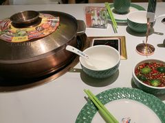 -润园四季椰子鸡火锅(卓越INTOWN店)