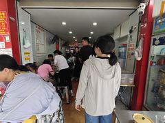 -花溪牛肉粉(八鸽岩店)
