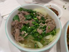 -犇逸·乐山跷脚牛肉·四川现炒(览海店)