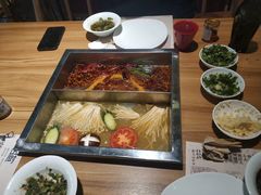 牛油鸳鸯锅-五厨火锅(长城西一路店)