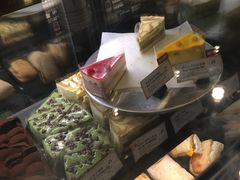 -星巴克臻选(湛江鼎盛广场店)