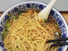 传统牛肉拉面-金城回忆(万科店)