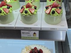-罗森尼娜(德思勤店)