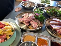 -围炉肉舍丹东海鲜烤肉·烤活鳗(步行街店)