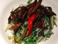 -新大咀港式茶餐厅(宝山万达店)