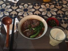 -静香HOUSE·全时段融合餐厅(七星欢乐颂店)