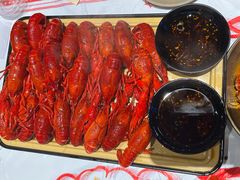 -肥肥虾庄·金牌油焖大虾(杨园滨江时代walk店)