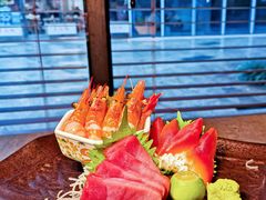 -铭牛烧肉·和牛海鲜自助(高新月牙湖店)