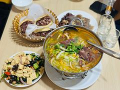 -闫家驴肉老店(华电一校店)