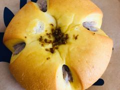 金桂芋泥软欧包-瑞幸咖啡(7号国际商业中心店)