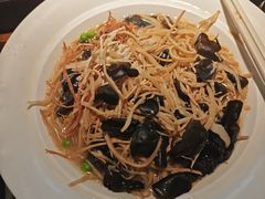 -吴越荣记苏州菜·松鼠桂鱼100%活鱼现做(斜塘老街店)