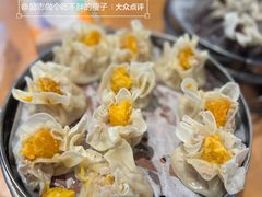 蛋黄鲜肉烧麦-真真鲜馄饨店(启蒙路店)