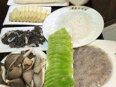 -常赢三兄弟·清真涮肉·清真炒菜(朝阳新城店)