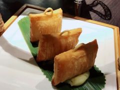 爆浆榴莲手袋酥-鹅夫人(吴中路万象城店)