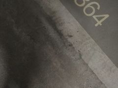 -成都银泰中心-停车场