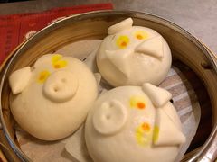 金沙肥猪包-点点心点心专门店(旺角店)