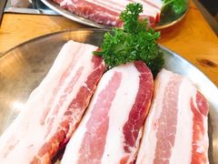 -仨仨米炭火烤肉