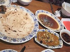 -老天桥酱肉烧饼夹肘子(天桥店)