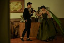 -光明婚纱摄影(建设路店)