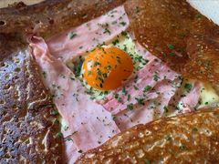 巴黎火腿鸡蛋芝士蘑菇可丽饼-RAC BAR(安福路店)