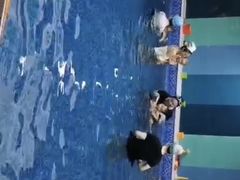 -Swim斯卫姆国际儿童游泳中心(红博中央公园店)