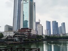 -万松园美食街