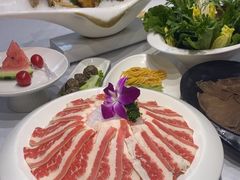 -德天肥牛海鲜火锅(城西银泰店)