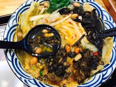 -笋爷高汤嗦螺粉·螺蛳粉(上社店)