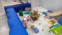 -Cool-Fun蓝鲸π水育早教中心(金山万达海汇街店)