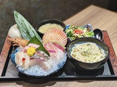 -家贺屋刺身寿司专门店