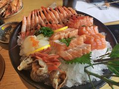 -枝魯枝魯自助料理