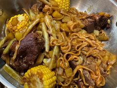 -内蒙焖面大盆骨餐馆(山大路店)