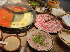 -巴卤社老火锅(财富店)