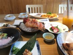 -花和海鲜自助(梅江店)